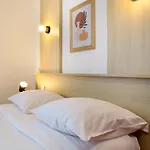 Aparthotel Sweetly Isatis De 3*