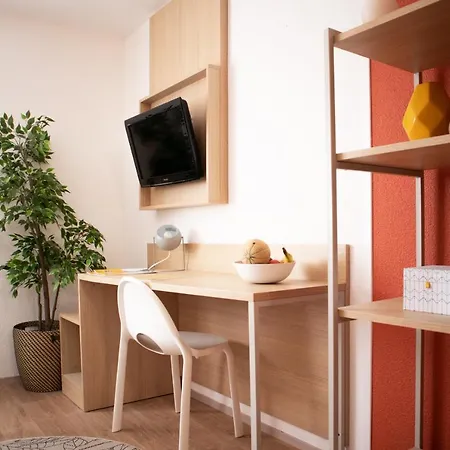 Sweetly Isatis De Lejlighedshotel 3*