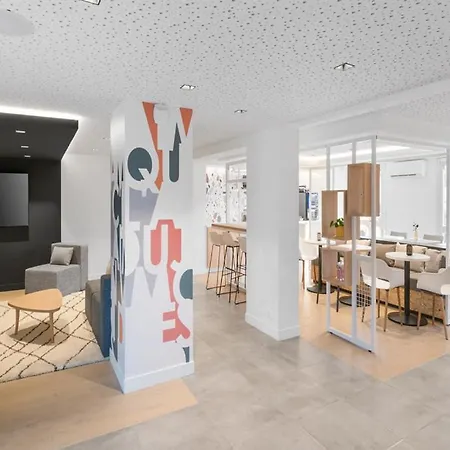 Sweetly Isatis De Lägenhetshotell