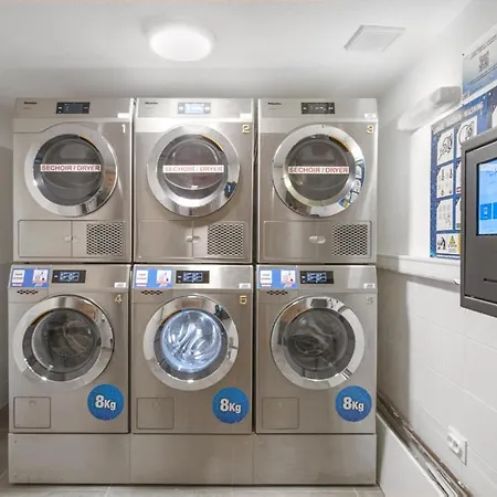 Sweetly Isatis De Lägenhetshotell Mérignac