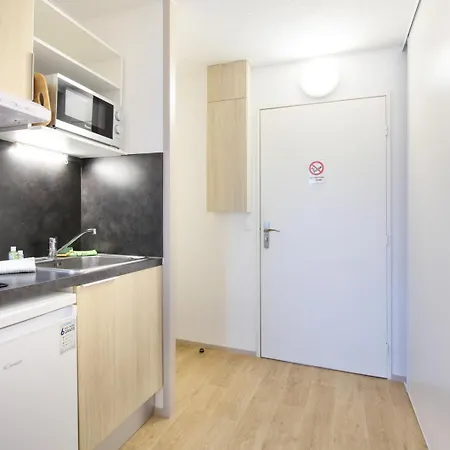 Aparthotel Sweetly Isatis De 3*