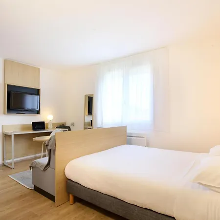 Aparthotel Sweetly Isatis De 3*