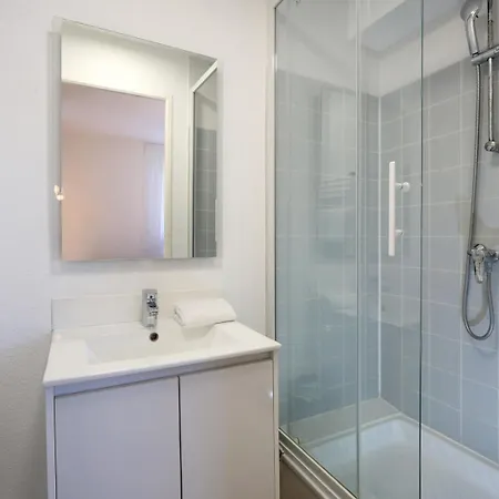 Sweetly Isatis De Apartahotel 3*
