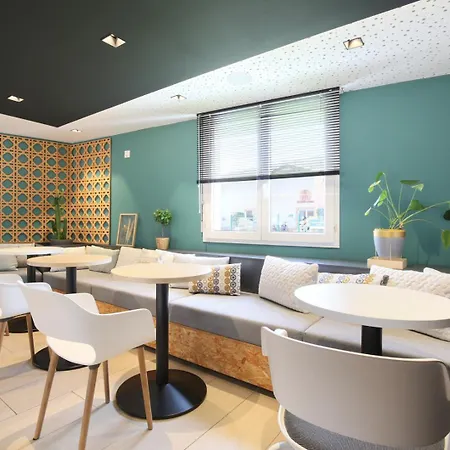 Sweetly Isatis De 3* Mérignac