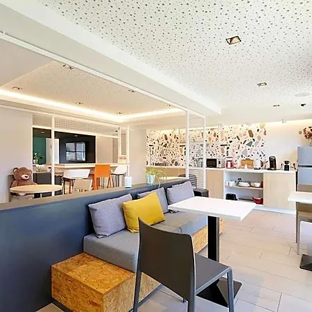 Aparthotel Sweetly Isatis De 3*