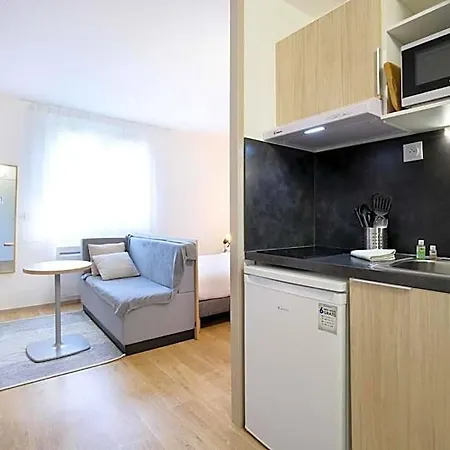 Aparthotel Sweetly Isatis De 3*