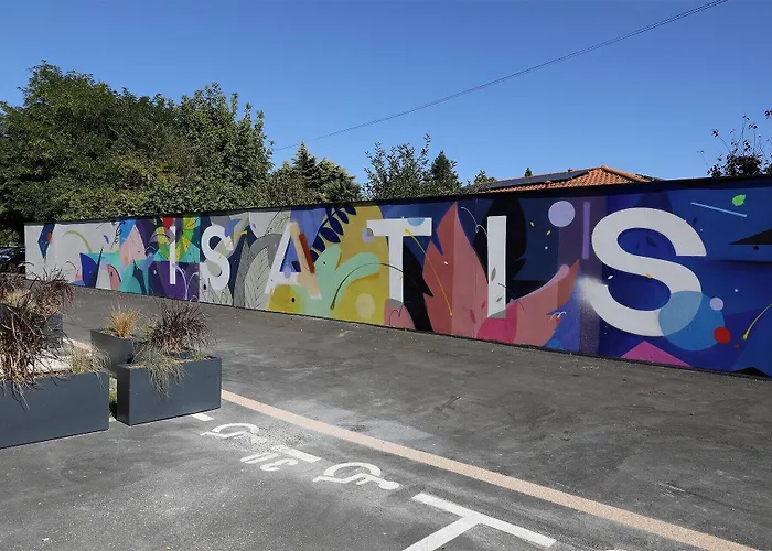 Hotel apartamentowy Sweetly Isatis De