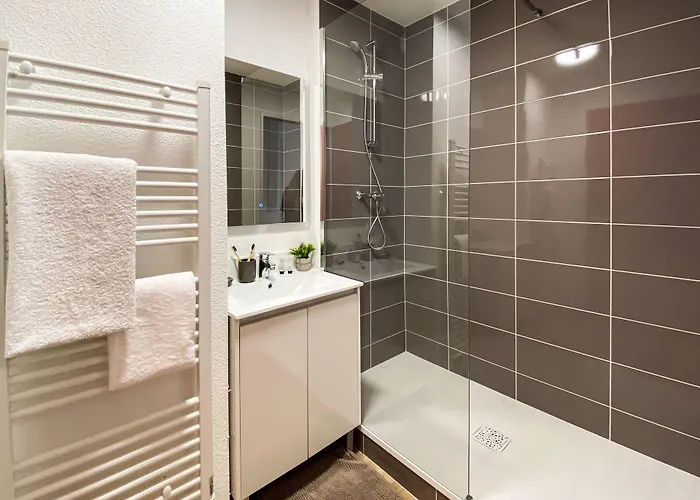 Hotel apartamentowy Sweetly Isatis De Mérignac