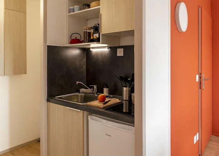 Hotel apartamentowy Sweetly Isatis De