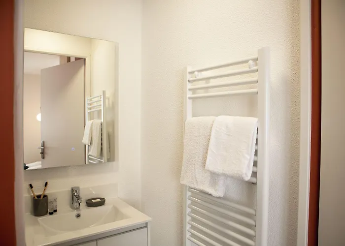 Hotel apartamentowy Sweetly Isatis De