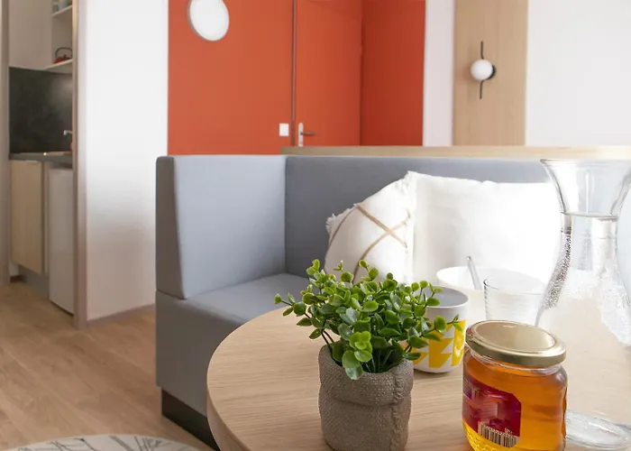 Hotel apartamentowy Sweetly Isatis De Mérignac