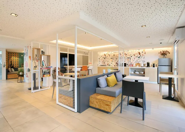 Aparthotel Sweetly Isatis De
